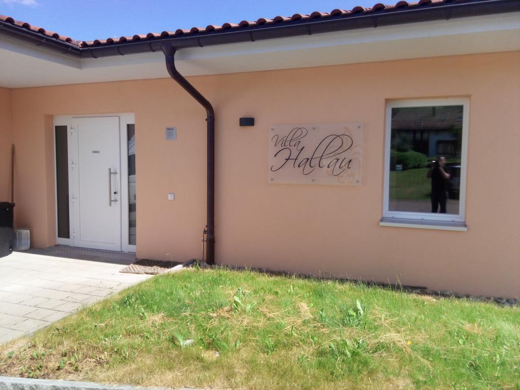 Bed And Breakfast Villa Hallau Ngoại thất bức ảnh